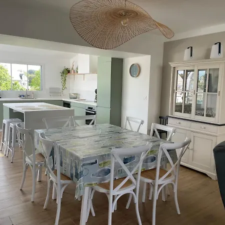 Holiday home Maison 4 Grandes - A Pied *